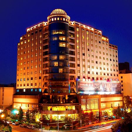 Dynasty International Hotel Kunming Exterior foto
